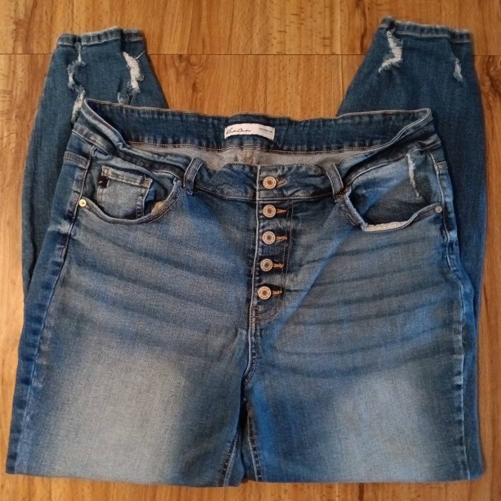 KanCan High Rise Skinny Jean size 16